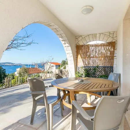 Apartment With Parking Space - 23979 *