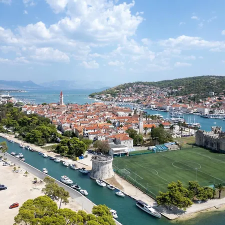 With Parking Space - 23979 Apartamento Trogir