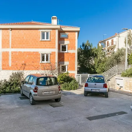 With Parking Space - 23979 Апартаменти