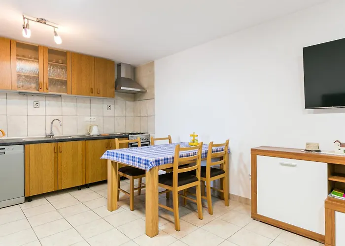 Appartement With Parking Space - 23979 *