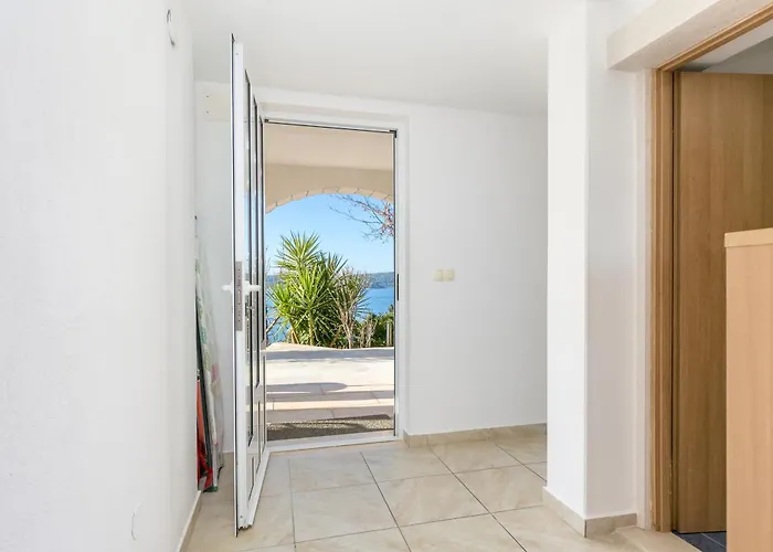 With Parking Space - 23979 Appartement Trogir